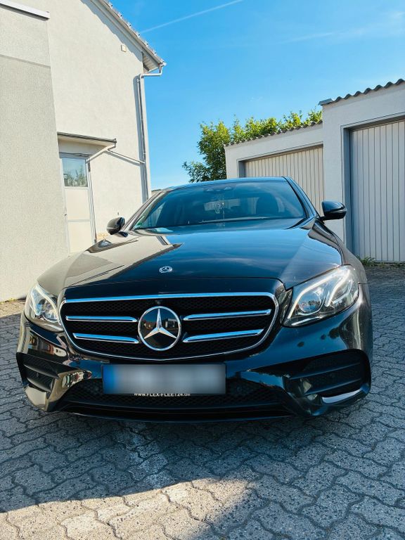 Image of Mercedes-Benz E 220