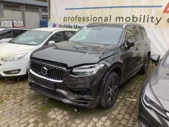 Volvo XC90 B5 D AWD Geartronic Momentum Pro