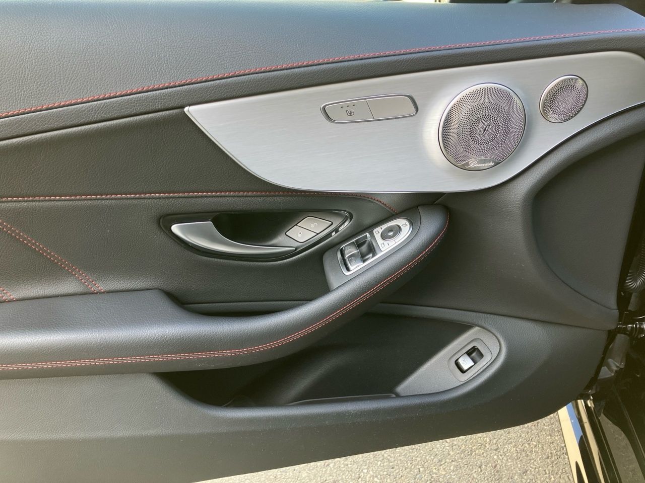 Fahrzeugabbildung Mercedes-Benz AMG C 43 4M Coupé PANO+DIS+BUR+360+PERF.SI+NIGHT