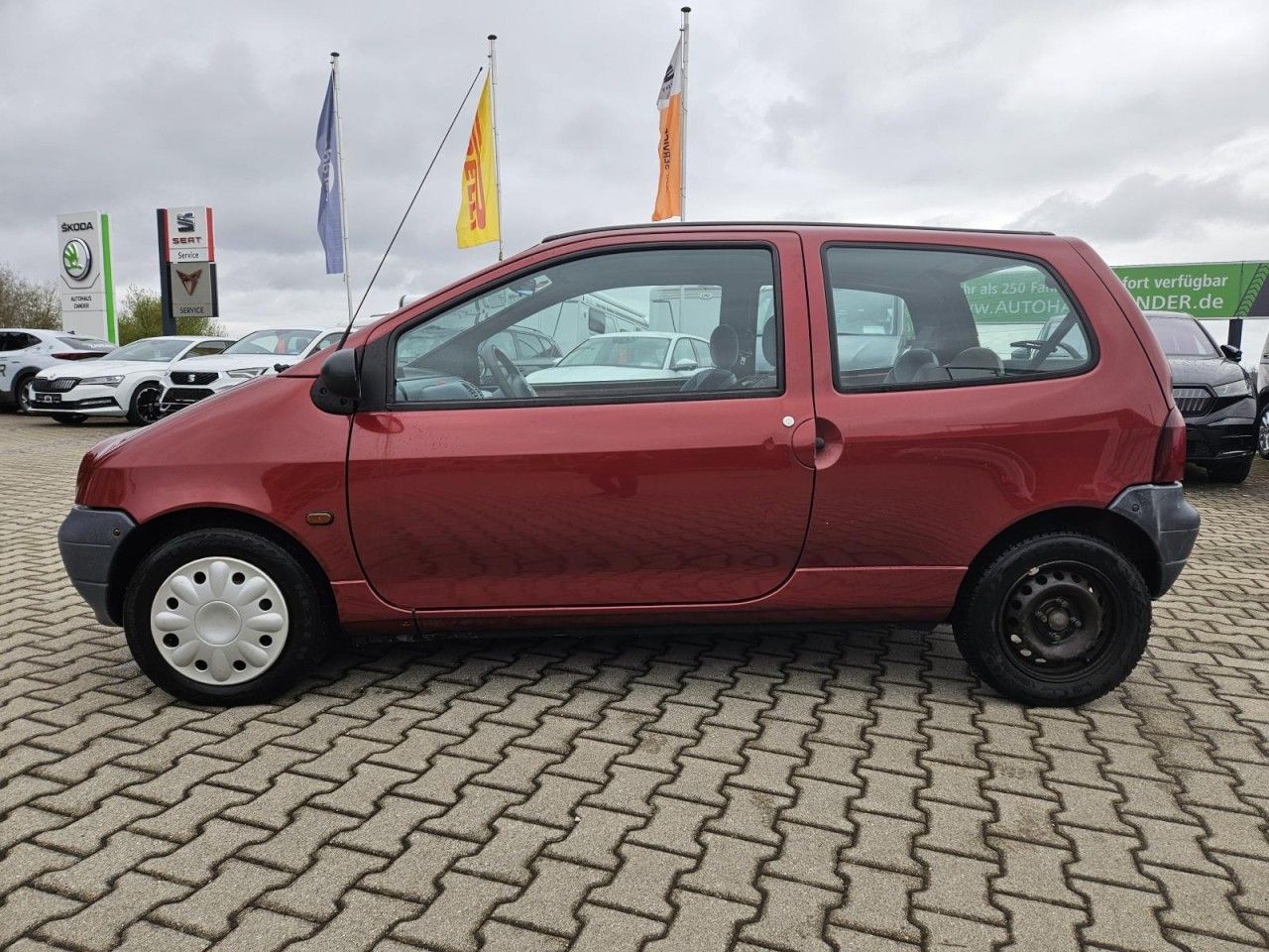 Fahrzeugabbildung Renault Twingo Automatik Verkauf nur an Händler Gewerbe!