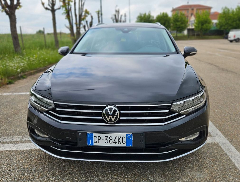 Image of Volkswagen Passat
