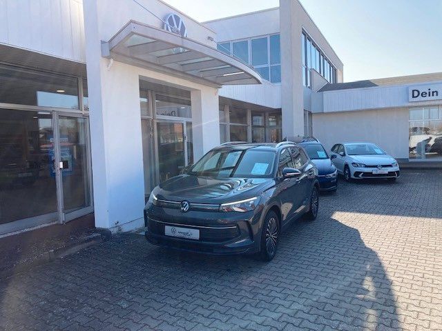 Volkswagen Tiguan 2.0 TDI 2,0 TDI DSG  Life Navi AHK LED