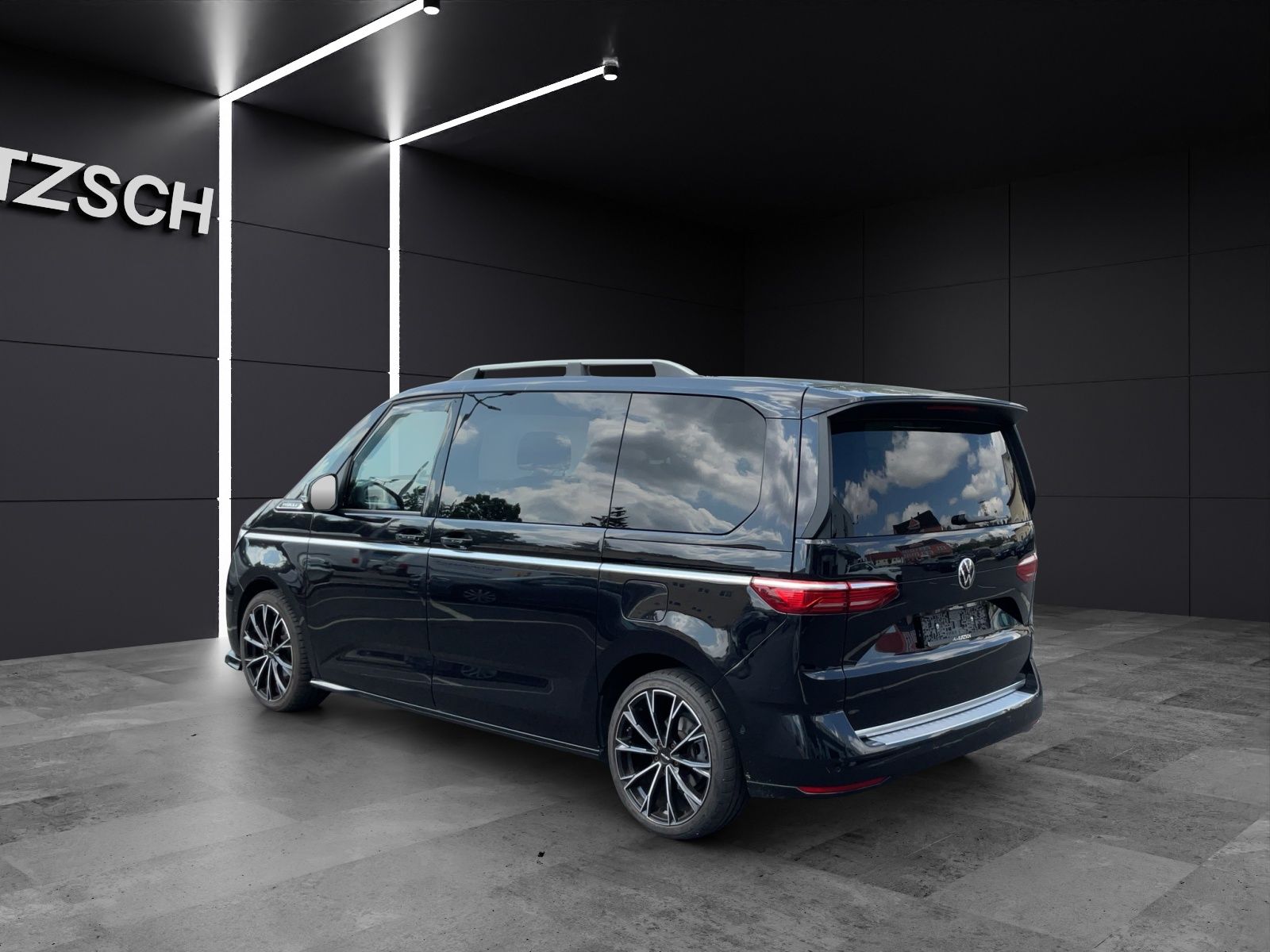 Fahrzeugabbildung Volkswagen T7 Multivan 2.0 TDI Style AHK Matrix Standhzg SH