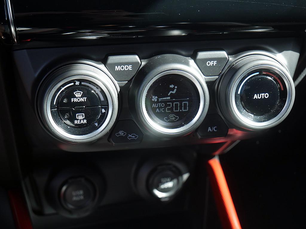 Suzuki Swift 1.4 Sport Hybrid SHZ KAMERA NAVI ACC LED