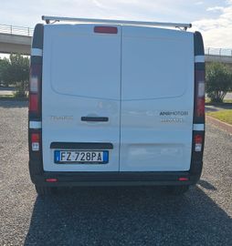 Renault Trafic - 9