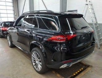Fahrzeugabbildung Mercedes-Benz GLE 400d 4M+AMG+Pano+AIrM+Burm+360