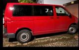 Volkswagen VW T6 Rot Transporter - Volkswagen Transporter mit Benzin-Antrieb