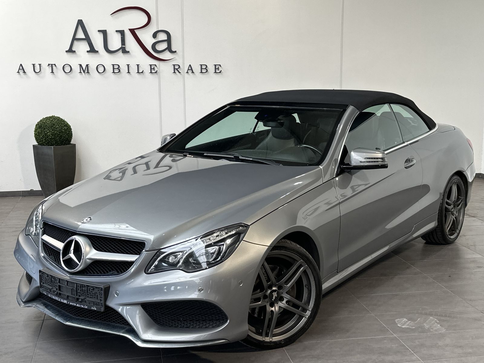 Fahrzeugabbildung Mercedes-Benz E 250 CDI Cabrio AMG-Line NAV+LED+SHZ+PP+18ZOLL