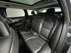 VOLVO V90 Cross Country D5 ALLRAD / 1.HD /235PS /B&W