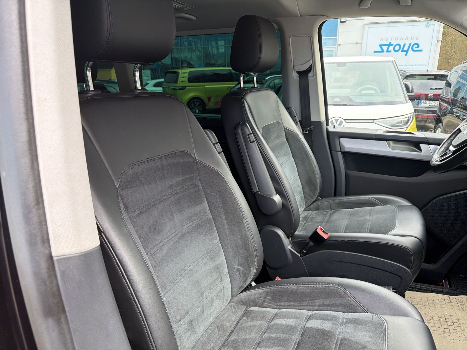 T6 Multivan Comfortline lang TDi DSG Navi AZV Co