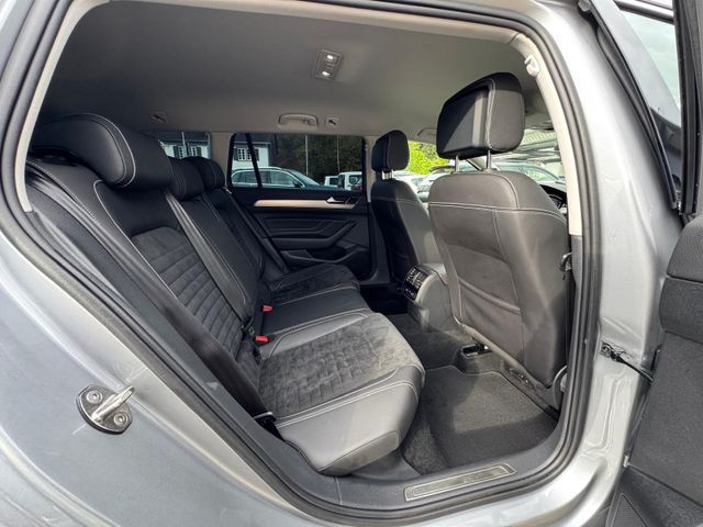 Passat Variant Elegance 2.0 TDI DSG ACC/AHK/RFK