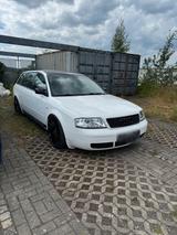 Audi A6 C5/4B - Audi A6 aus 1998: Kombi