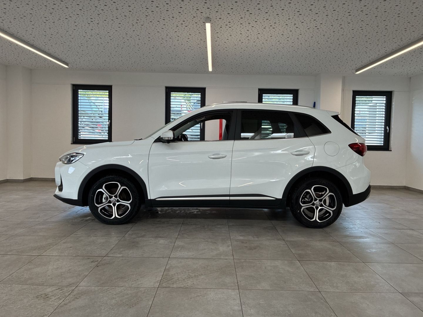 MG ZS