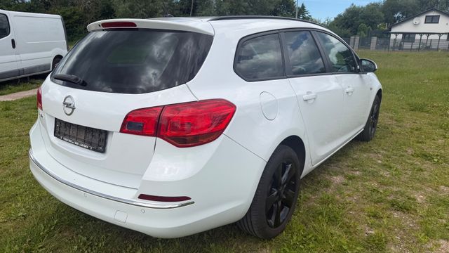 Opel Astra J Sports Tourer Style — Bild 3