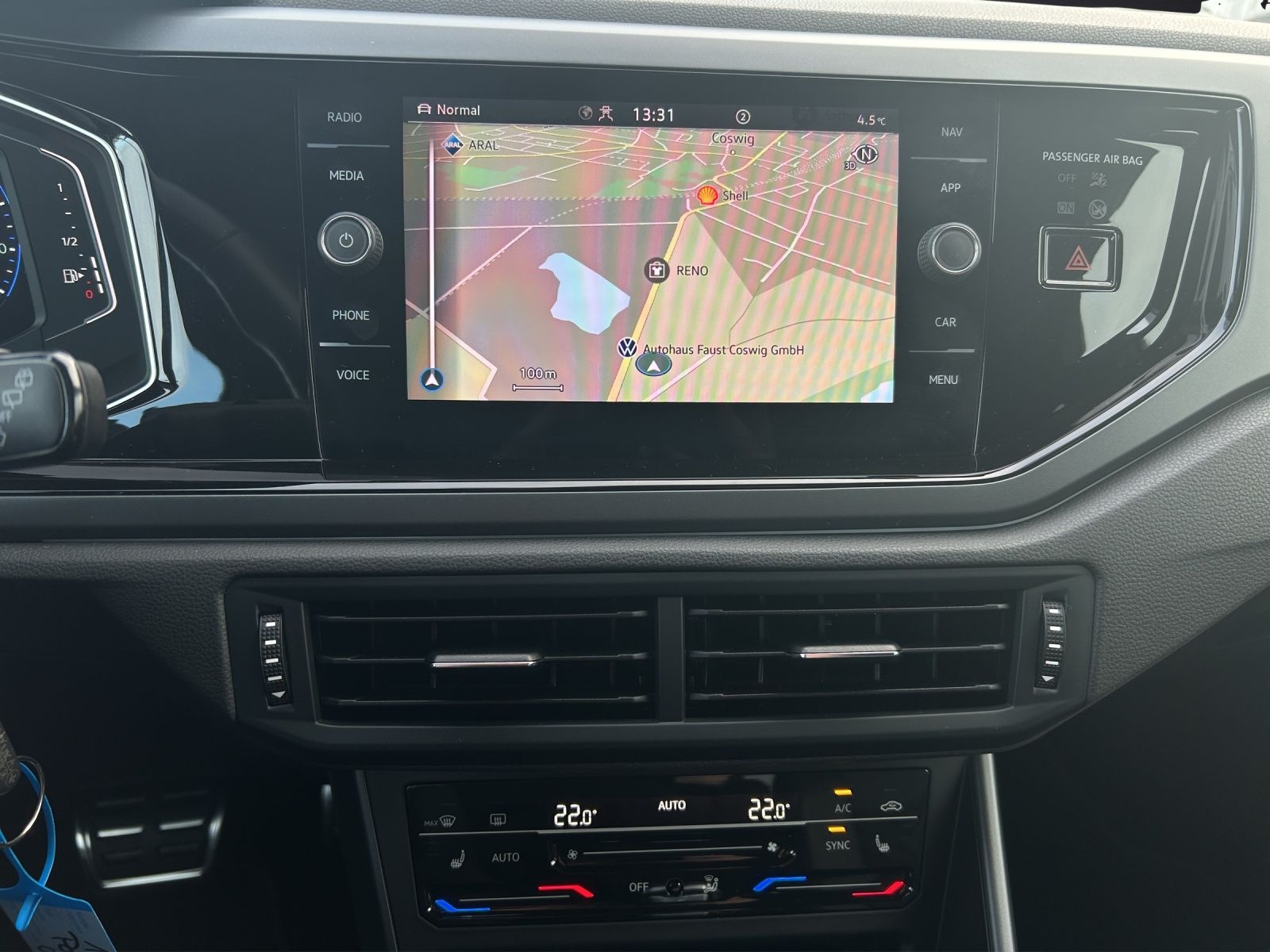 Fahrzeugabbildung Volkswagen Polo R-Line TSI DSG IQ.Light ACC SH AID RFK AppC