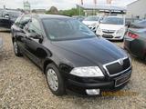Skoda Octavia Combi Ambiente - Skoda Octavia aus 2006: Ambiente