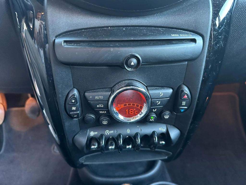 MINI One D Countryman