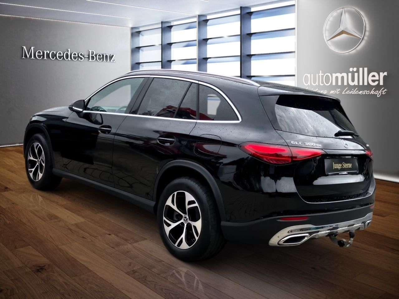 Fahrzeugabbildung Mercedes-Benz GLC 300 de 4M AVANTG+AHK+DISTR+SOUND+LHZ+MEMO+++
