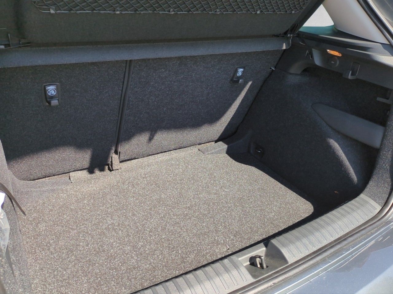 Fahrzeugabbildung SKODA Kamiq Selection 1.0 TSI DSG - AHK,Matrix,Kamera