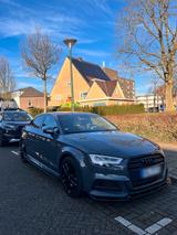 Audi A3 - 3 SLine Sportback - Audi A3: Sportback Sline