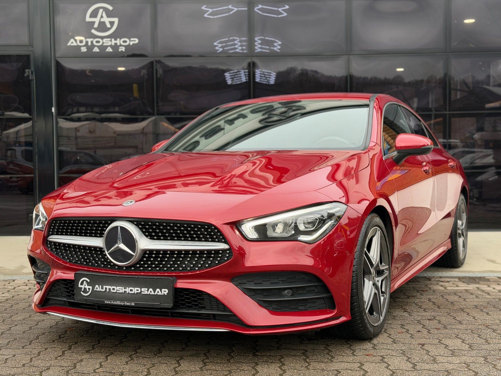 MERCEDES-BENZ CLA 200 AMG-Line ALCANTARA/CAM/LED