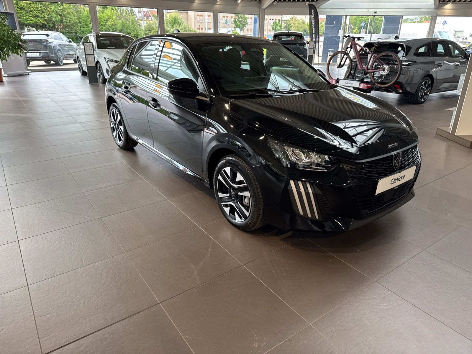 Peugeot 208 - Bild 6