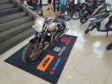 Triumph Street Twin - TRIUMPH STREET TWIN