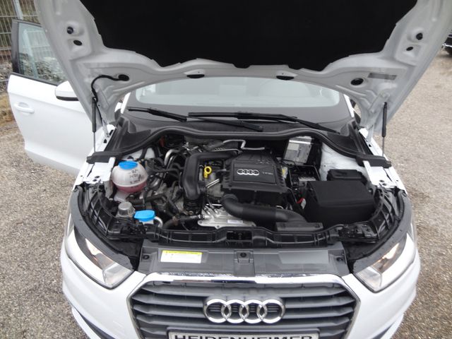 Fahrzeugabbildung Audi A1 Sportback/Garantie/SitzH/Tempomat/