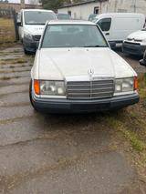 Mercedes-Benz W124 260 Automatik - Mercedes-Benz W124 aus dem Jahr 1987