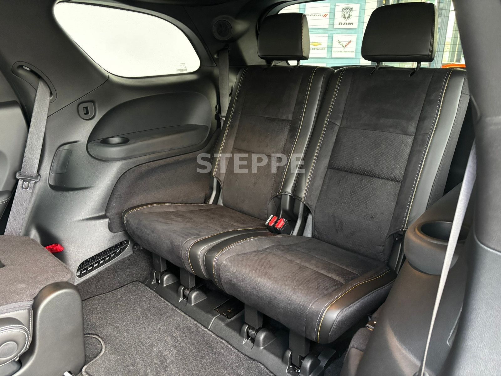 Dodge Durango SRT AWD 6,4 V8  AlcHEMY 6 Sitzer