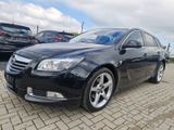 Opel Insignia A Sports Tourer Sport 4x4 - Opel Insignia in Kassel