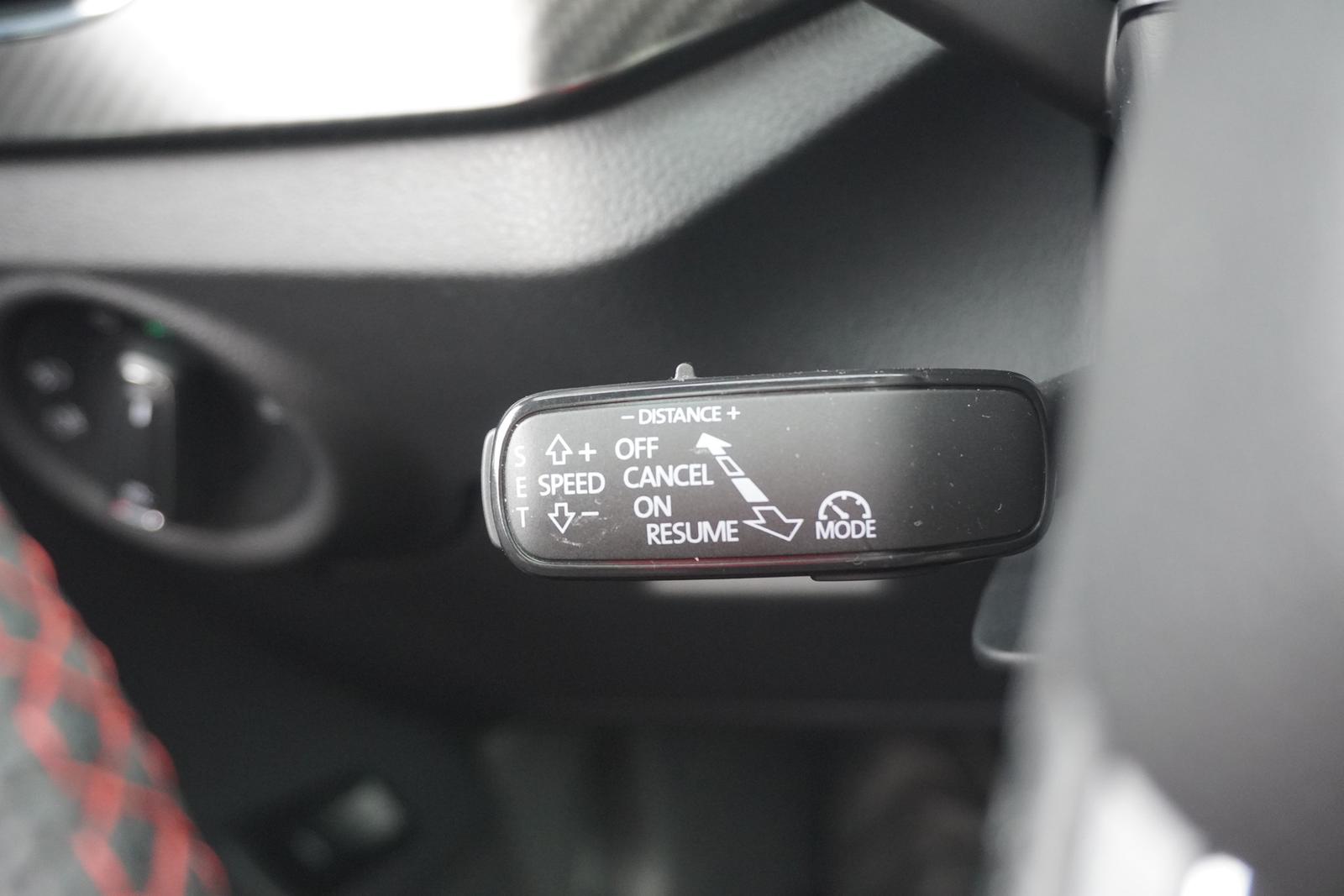 Skoda Kamiq 1.0 TSI DSG Monte Carlo LED Navi Panorama