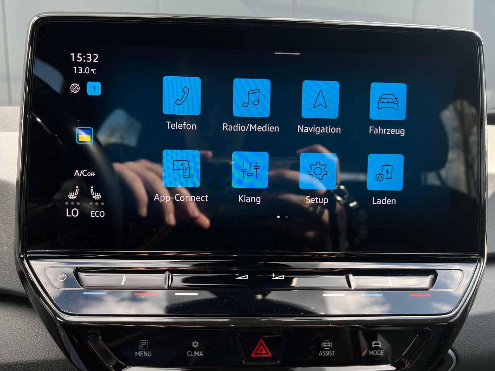Fahrzeugabbildung Volkswagen ID.3 Pro Performance Life *Navi, LED, ACC*