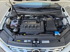 VW Tiguan Highline 4Motion 2,0TDI R-Line Standheizu