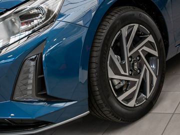Hyundai i20 1.0 Trend Kamera Navi BOSE Spurhalteassi.