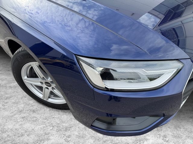Fahrzeugabbildung Audi A4 Avant 30 TDI 136 PS S tronic MMI SHZG PDC AC