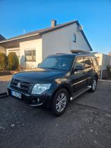 Mitsubishi Pajero 3,2 DI-D 4WD Intense Automatik Intense - gebrauchte Mitsubishi Pajero aus dem Jahr 2011