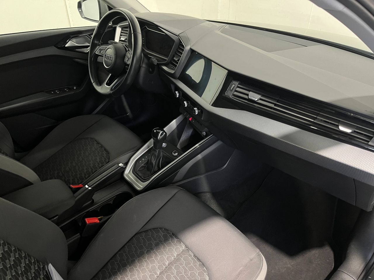 Audi AUDI A1 SPORTBACK 35 TFSI S-TRONIC S-LINE EDITIO imagem 3