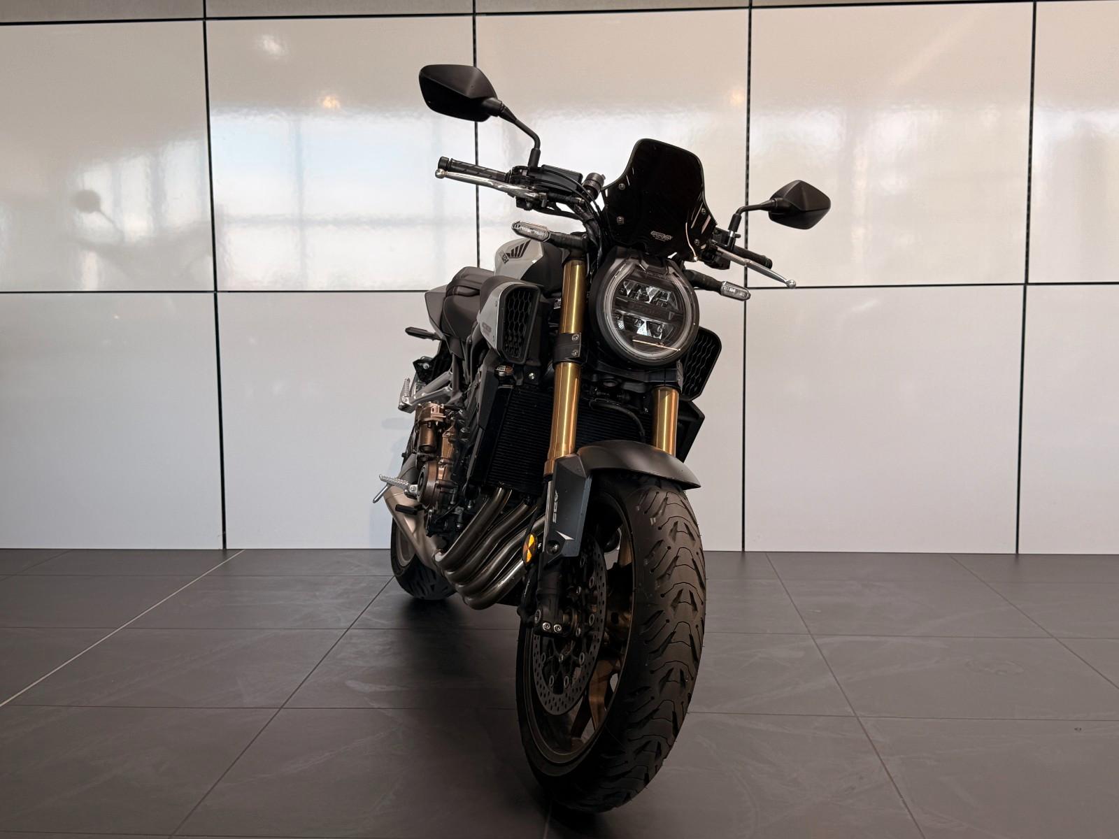 Honda CB650R E-Clutch | 2024 | ABS | 1.HAND | TOP