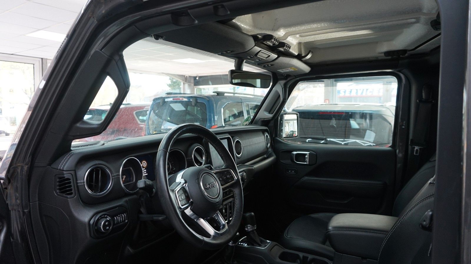Fahrzeugabbildung Jeep Wrangler Unlimited Sahara TÜV neu Cabrio