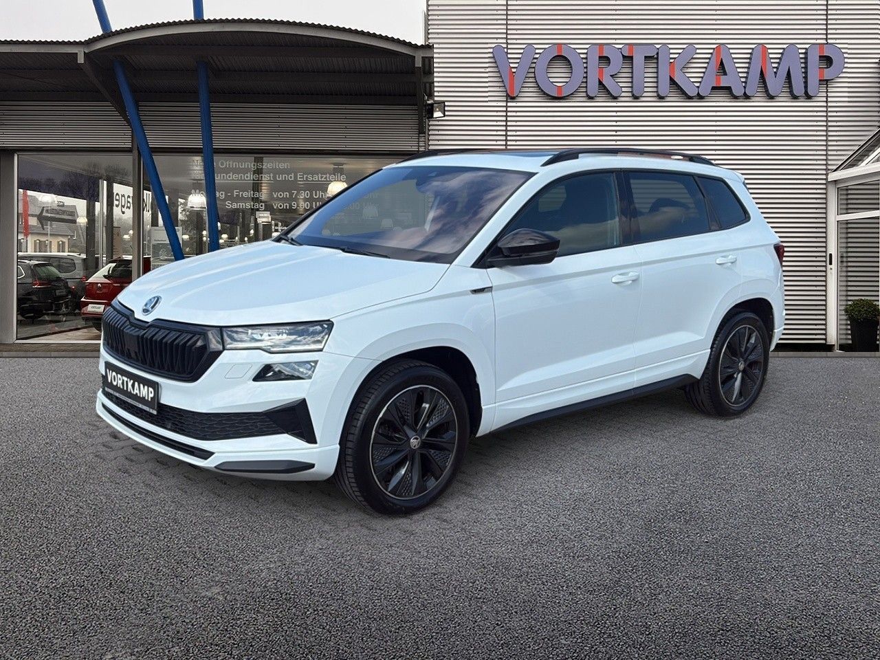 Skoda Karoq Sportline 4x4 Pano/AHK/Kamera