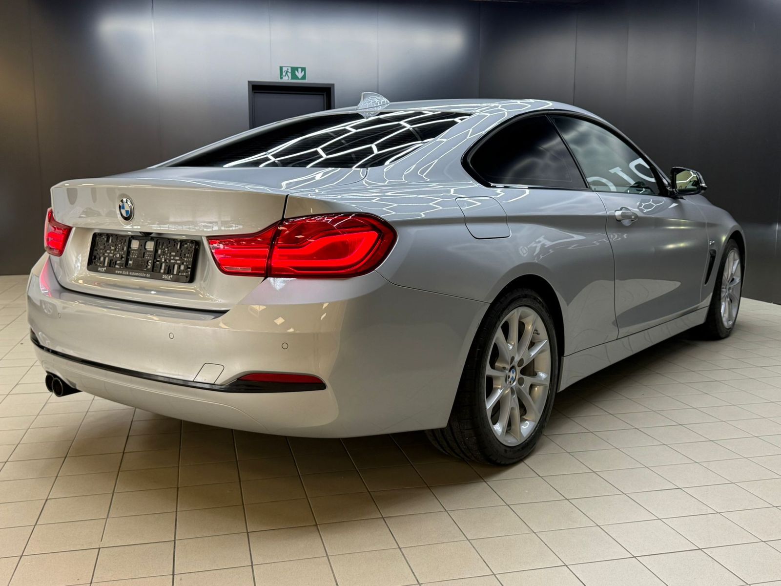 Fahrzeugabbildung BMW 430 d GC Sport Line LED+MEMO+HEAD+ACC+KAMER+AHK+