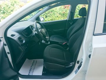 Fahrzeugabbildung Hyundai i10 FL 1.0 Benzin M/T GO Plus
