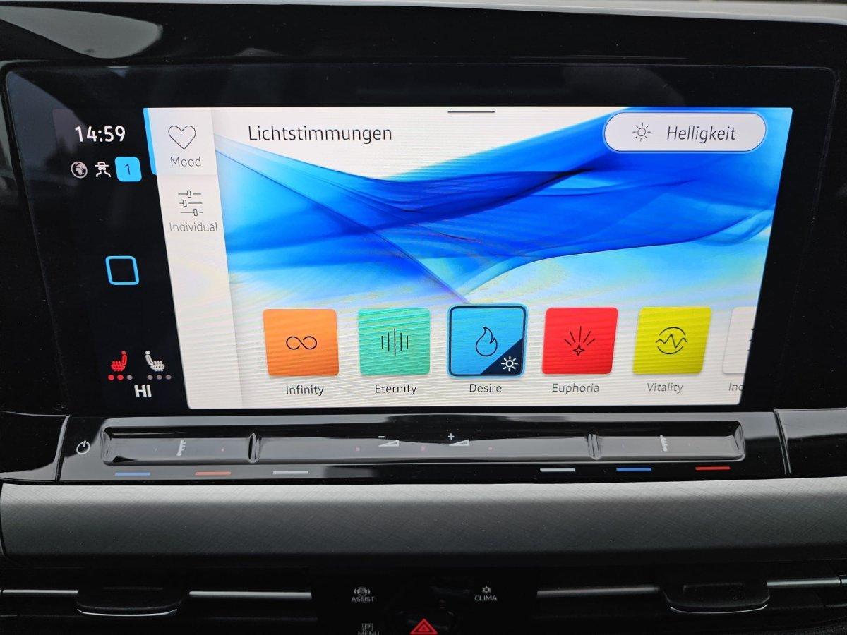 Volkswagen Golf VIII Variant 2.0 TDI Life Automatik AHK ACC, миниатюра 23