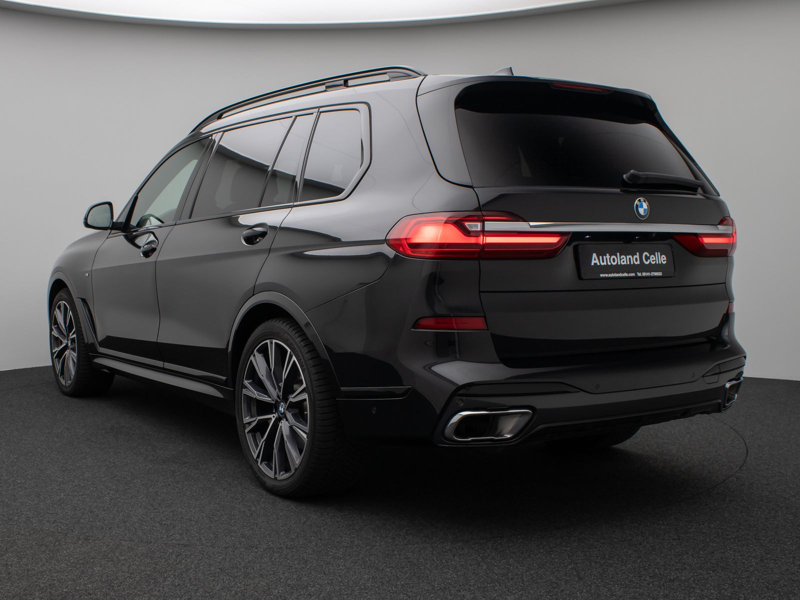 Fahrzeugabbildung BMW X7 xD40d M Sport 360°HUD DAB H/K SoftCl DisplKey