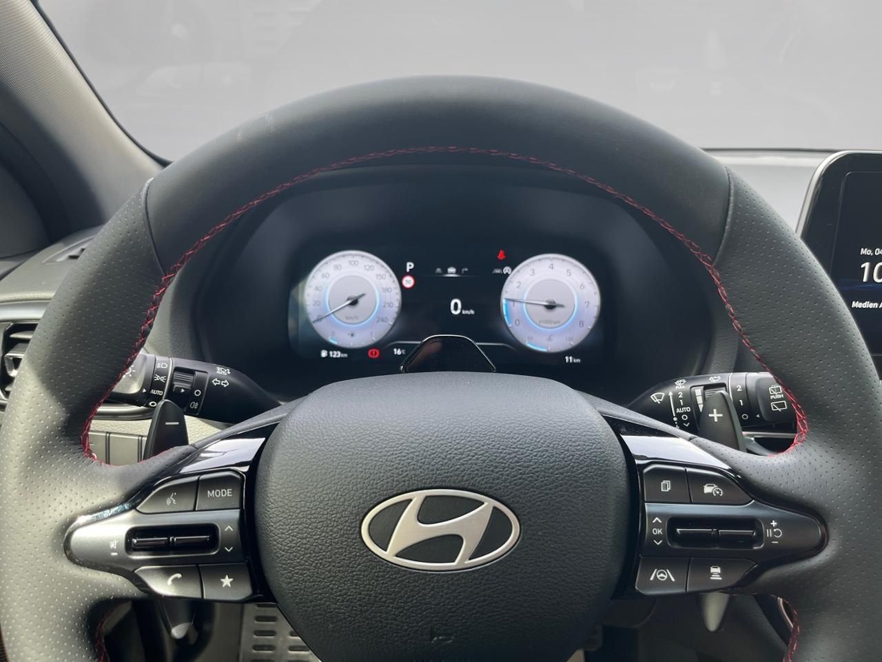 Fahrzeugabbildung Hyundai i30 N-LINE X *KLIMAA*CARPLAY*BT*SHZ*LHZ*NAVI*