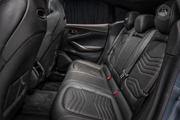 صورة مصغرة 11 لـ 2021 Aston Martin DBX