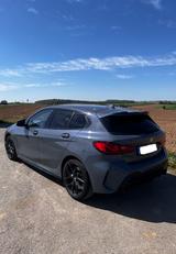 BMW M135i xDrive Performance / Head-up/Harman Kardon - BMW M-Modelle in Stuttgart