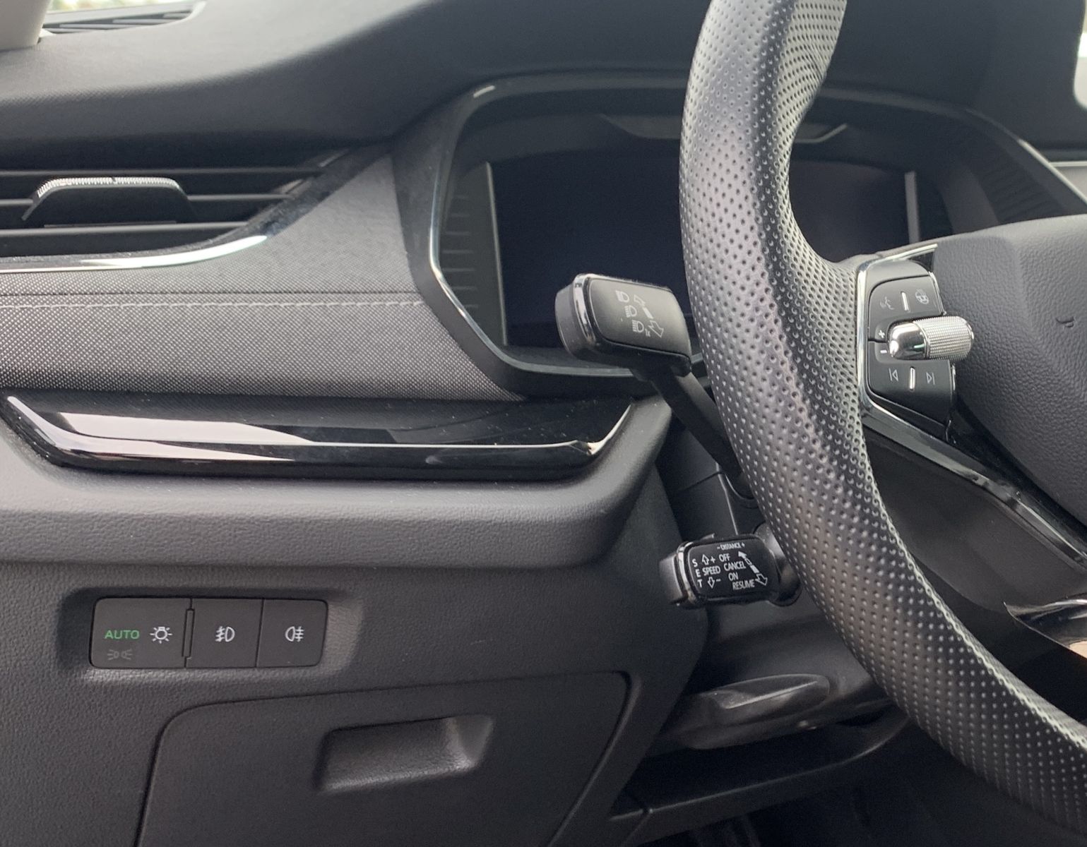 Fahrzeugabbildung SKODA Octavia 2.0 TDI*First Edition*Leder*Matrix-Beam*