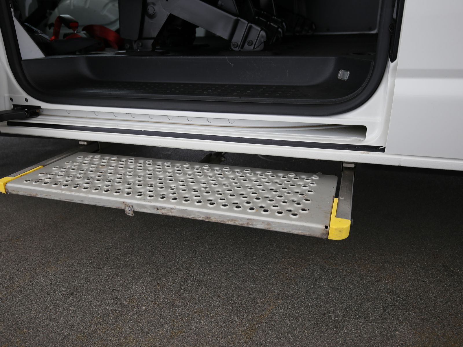 Volkswagen T6 Kombi - Bild 21